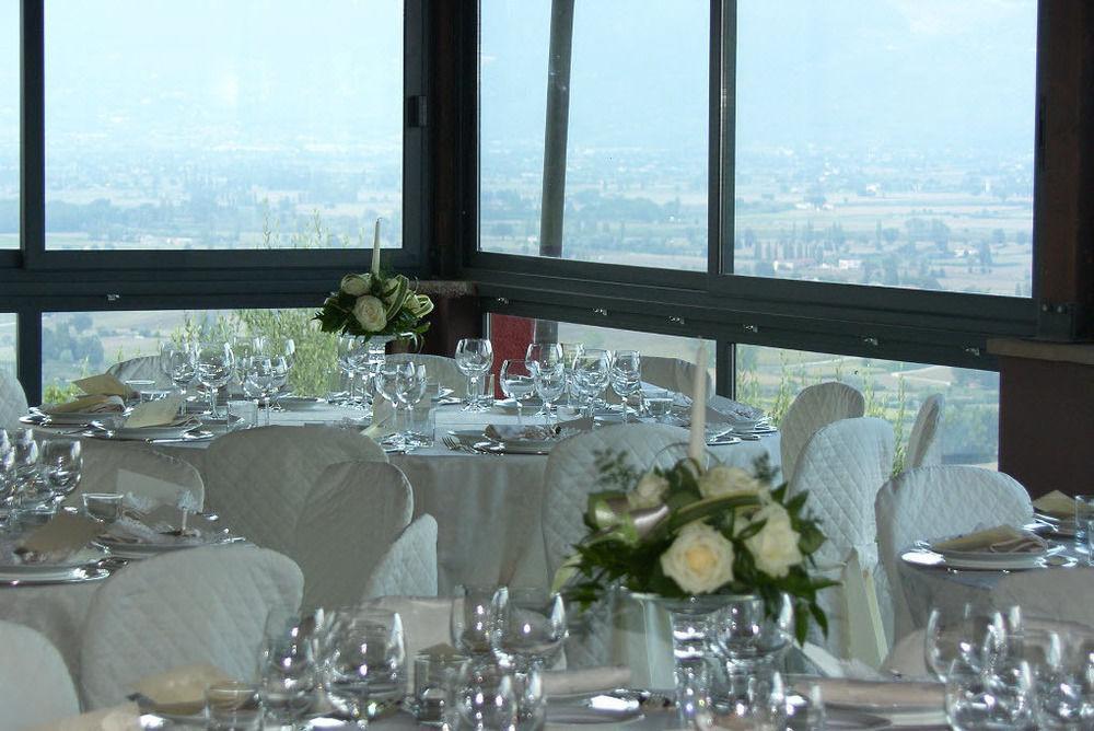 Il Poggio Dei Pettirossi Hotel Bevagna Bagian luar foto