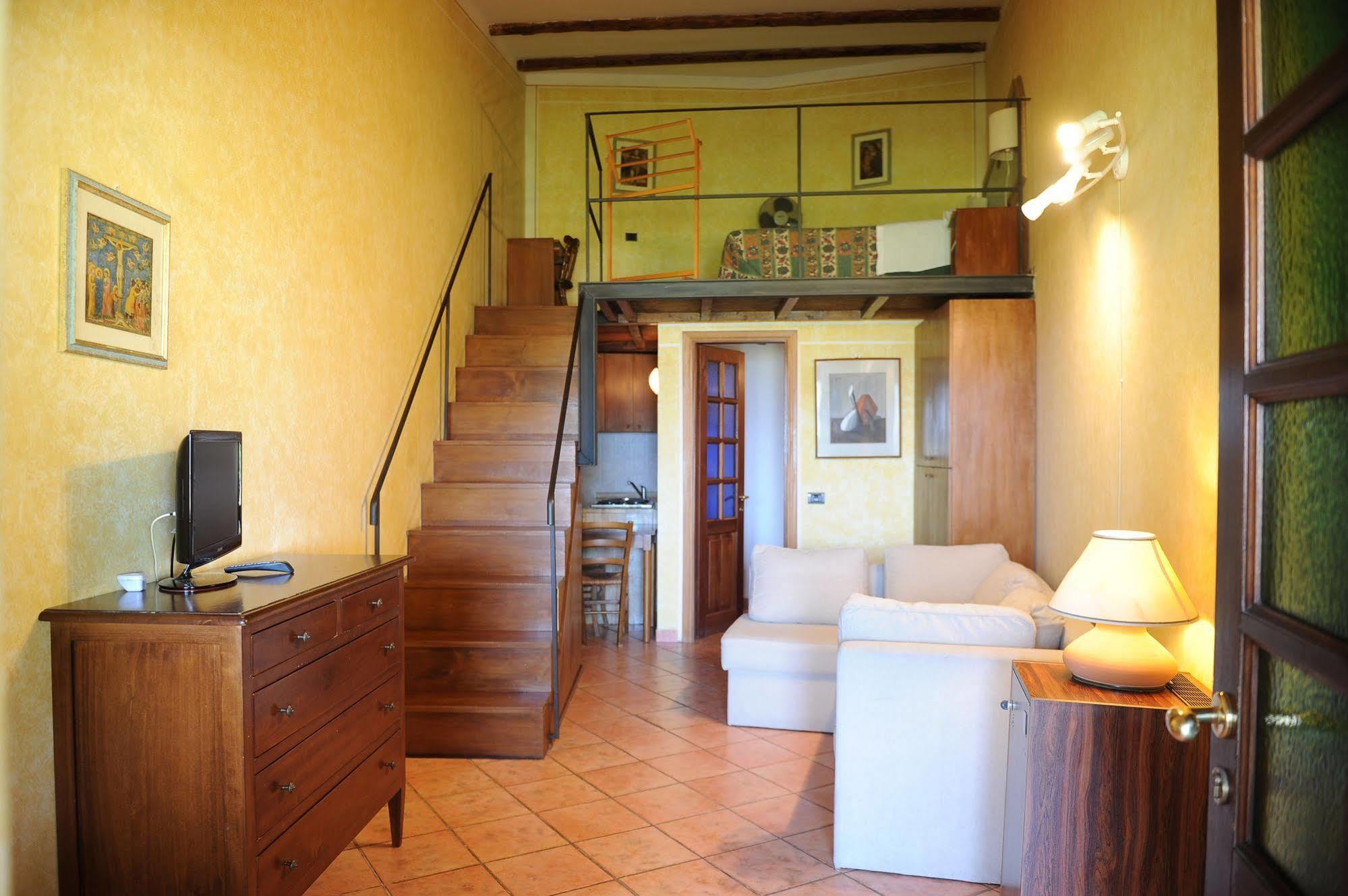 Il Poggio Dei Pettirossi Hotel Bevagna Bagian luar foto
